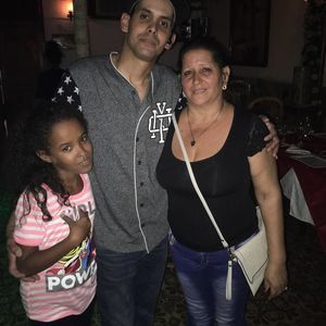 Meet your Posher, Yunior